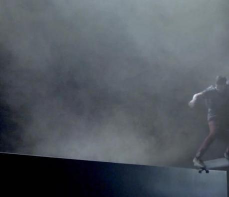 Mercedes-Benz inspiré par le sport dans sa pub pour le GLA