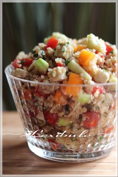 ~Salade de quinoa avec amandes, feta et légumes~