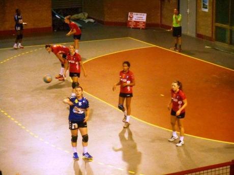 Handball féminin deuxième division : pour le premier match de la saison à domicile, les Lommoises recevaient l'équipe d'Octeville