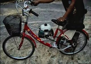 Thaïlande: Vélos à moteur multiples [HD]