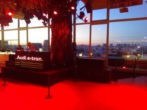 Audi a éteint, puis électrisé Paris ! salle electric paris