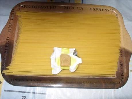 Spaghettis aux saucisses et à la sauce