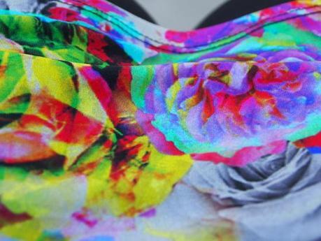 Neon flowers twiggy-neon-07