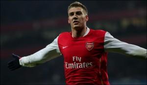 Nicklas Bendtner devrait débuter avec Arsenal face à West Bromwich Albion en League Cup.