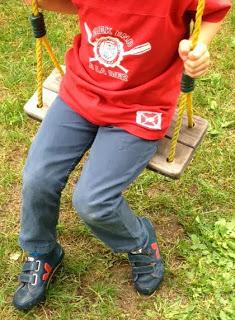 Le fouillis du jeudi : Art, bottes (cadeau inside), doudou et cie !