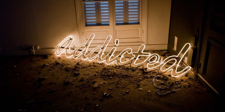 ART : Des nĂŠons Ă  l’aliĂŠnation…