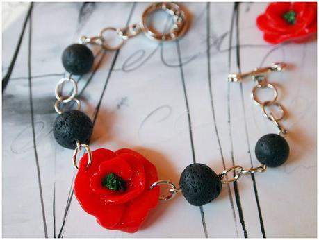 bracelet coquelicot en wepam rouge anneaux et pierre de lave lacaudry creation
