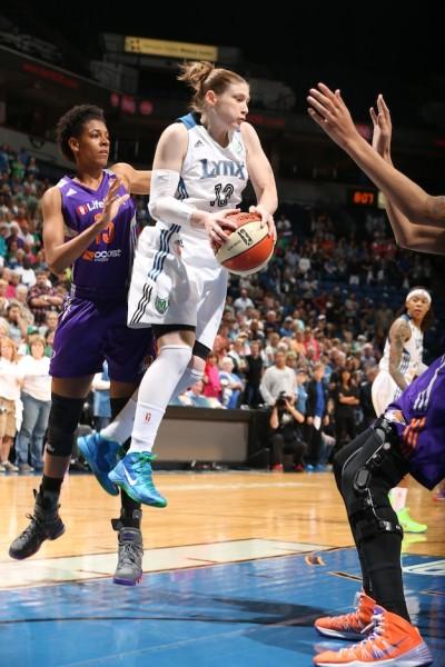 Lindsay-WHALEN-WNBA.jpg