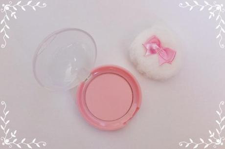 etude_house_lovely_cookie_strawberry_choux_2_blush