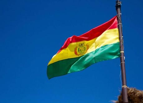 bolivia_flag_photo_Zachary Baumgartner
