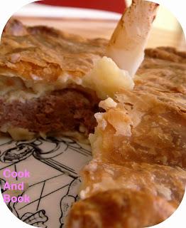 Je participe au tour en hommage à Culino Versions: Pâté Limousin: Pommes de terre et viande