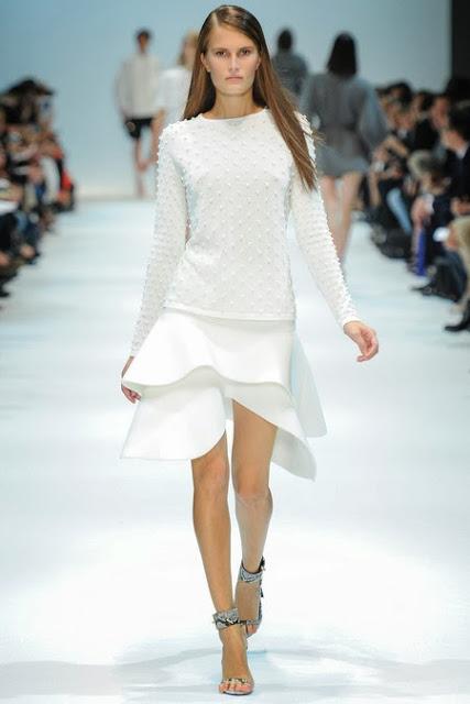 DEFILE GUY LAROCHE PRINTEMPS-ETE 2014