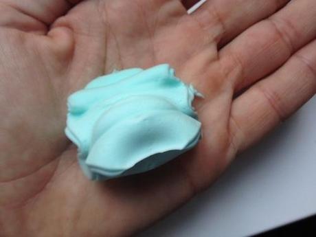 texture-mousse-raser-skeen-blog-beaute-soin-parfum-homme