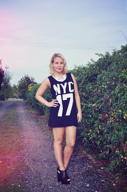 Mathilde & Ode : Comment porter le collier à facettes sans ressembler à une boule disco ?! Mathilde & Ode : Comment porter le collier à facettes sans ressembler à une boule disco ?!