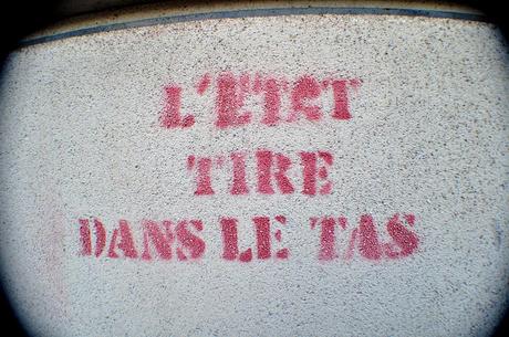L’État Tire Dans le Tas
