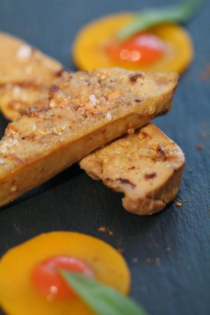 Foie gras poché aux vendanges tardives , butternut ,coing et verveine pour le concours Foie gras Party