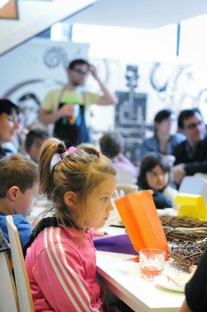 1er anniversaire des magasins Micheal's au Québec! 1er anniversaire des magasins Micheal's au Québec!