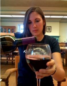 ALCOOL: Le choix du verre et comment on se sert, influent sur la consommation – Substance Use & Misuse