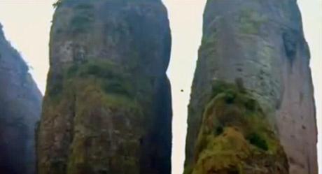 Le Wingsuit façon Jeb Corliss