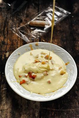 J'aime quand les photos racontent les recettes... Surtout quand je prépare un bordel au chocolat qui n'a pas vraiment de nom !!!