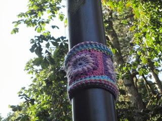 yarn bombing