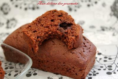 CAKE AU CHOCOLAT ET CARAMBARS