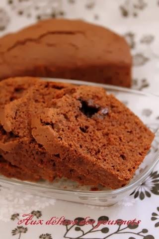 CAKE AU CHOCOLAT ET CARAMBARS