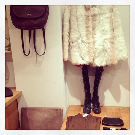 Vide-dressing Second -hand vintage pop-up store