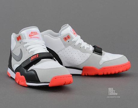 nike-air-trainer-1-mid-qs-infrared