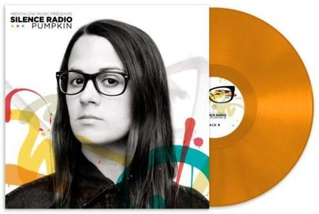 Loudspeaker 4.1 : Pumpkin, Vin’s Da Cuero, A Cat Called Fritz SilenceRadio