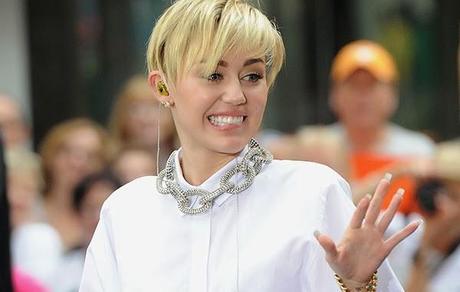 Incroyable : Miley Cyrus était très sage et surtout habillée pour performer au Today Show