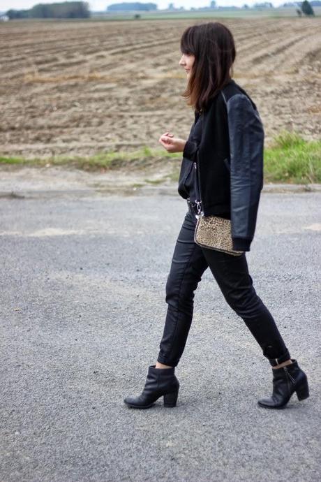 Cache cache, je t'aime.