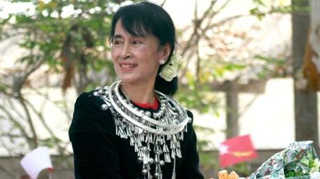 Aung San Suu Kyi le 22 octobre au Parlement européen pour y recevoir le Prix Sakharov des Droits de l'Homme