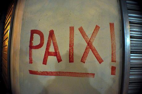 PAIX!