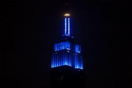 DoctorWho: Une pétition pour un Empire State Building couleur Tardis