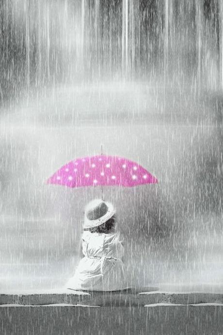 Plus grande, j’ai pris beaucoup de trains Petite-Fille-au-Parapluie