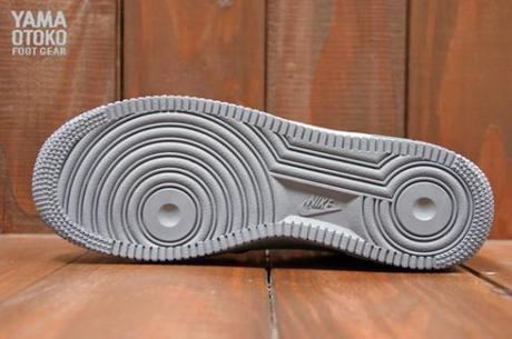 nike-air-force-1-sp-great-ones-4