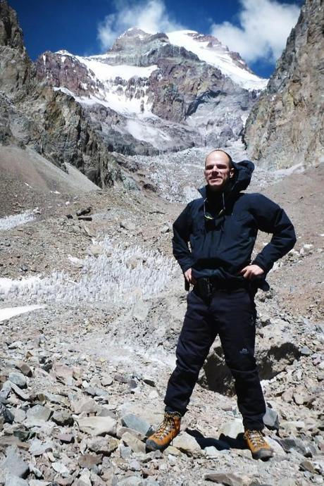 Aconcagua-argentina-mendoza-climbing-7-summits-andes-aurelien-conty-moutain-basecamp-tent-bagback-06