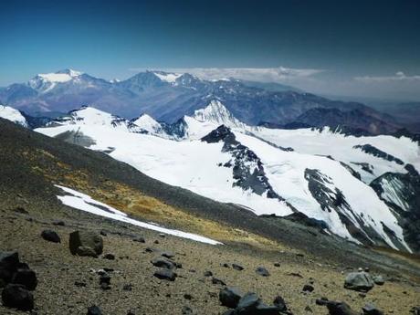 Aconcagua-argentina-mendoza-climbing-7-summits-andes-aurelien-conty-moutain-basecamp-tent-bagback-32