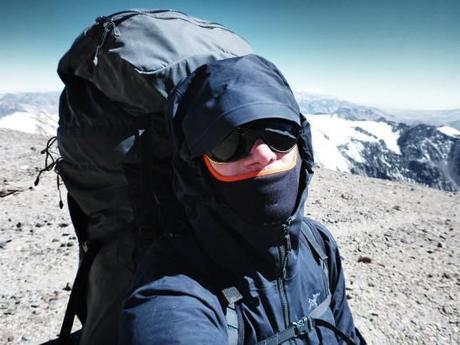 Aconcagua-argentina-mendoza-climbing-7-summits-andes-aurelien-conty-moutain-basecamp-tent-bagback-30