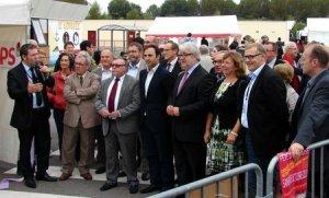 FÊTE DE LA ROSE : LES SOCIALISTES INVITÉS A RELEVER LA TÊTE ET LE POING.