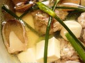 Soupe tofu, champignons paille bourgeons ciboule