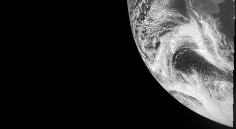 Juno earth flyby