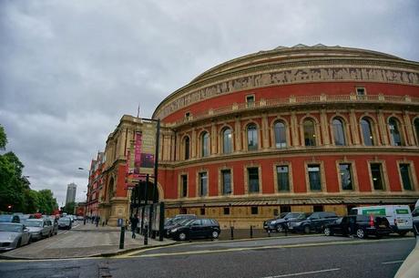 Le Royal Albert Hall sous la grisaille londonnienne