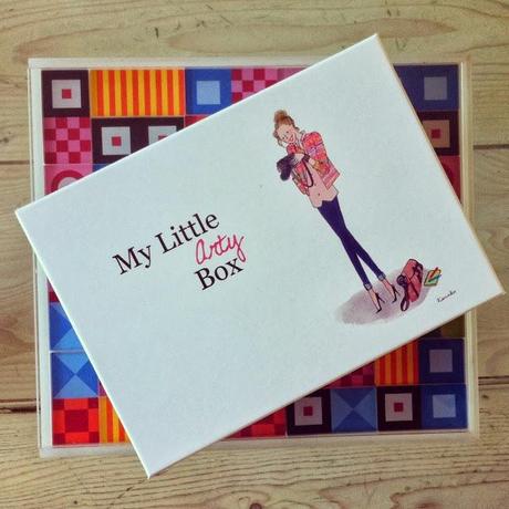 MY LITTLE [ARTY] BOX...PAR HAYLEY