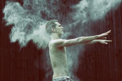 photo elizaveta porodina homme nu chaman transe dance 