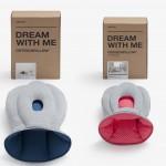 GADGET: L’Ostrich Pillow pour vos voyages.