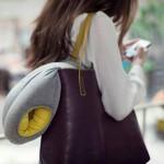 GADGET: L’Ostrich Pillow pour vos voyages.