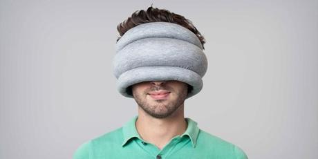 GADGET: L’Ostrich Pillow pour vos voyages.