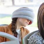 GADGET: L’Ostrich Pillow pour vos voyages.
